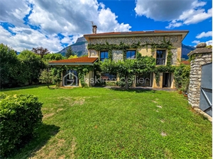 maison en pierres à la vente -   38240  MEYLAN, surface 181 m2 vente maison en pierres - UBI484038656